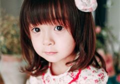 2026何姓女孩子取名字有诗意 